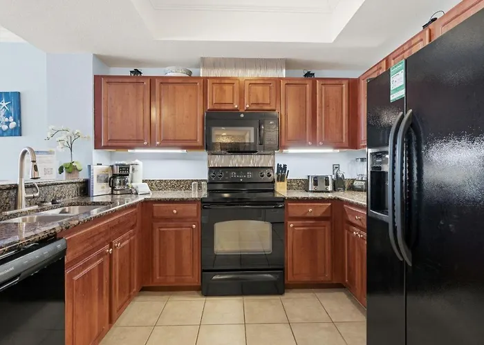 Apartment Crystal Tower 505 By Youngs Suncoast